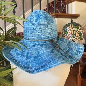 TART ladies, tie-dyed floppy hat very good condition